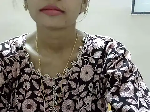 Snapshot of Kulsum_S chatting on 05/09/26, 01:03 Kulsum S online show from 05/09/26, 01:03