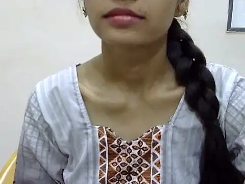 Kulsum S online show from 05/04/26, 11:02