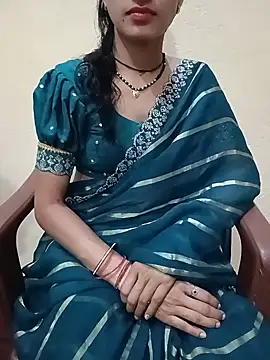 Snapshot of YourRani chatting on 06/26/26, 05:52 YourRani online show from 06/26/26, 05:52