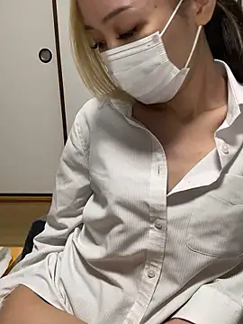 Snapshot of yui__yuichan chatting on 03/03/26, 04:52 yui yuichan online show from 03/03/26, 04:52