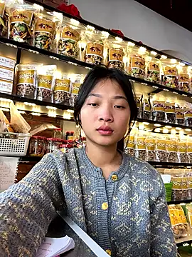 Lyn-be99 online show from 04/02/26, 07:48