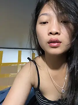 Lyn-be99 online show from 04/16/26, 01:50