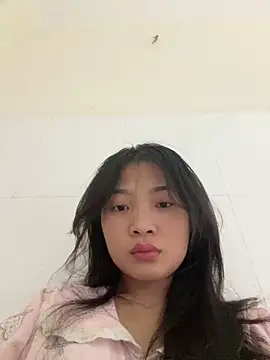 Lyn-be99 online show from 02/21/26, 02:13