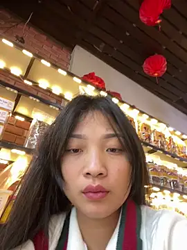 Lyn-be99 online show from 03/27/26, 09:43