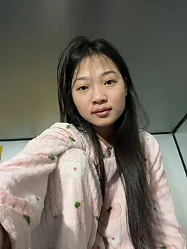 Lyn-be99 online show from 03/13/26, 02:16