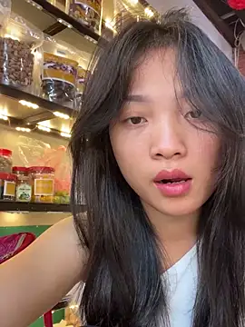 Lyn-be99 online show from 03/26/26, 09:40