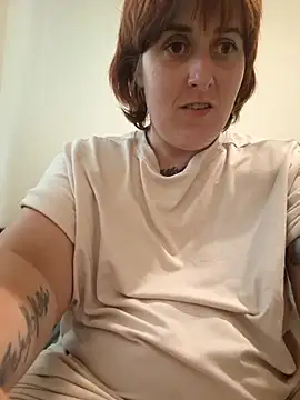 Tiara XOX online show from 07/14/26, 10:43