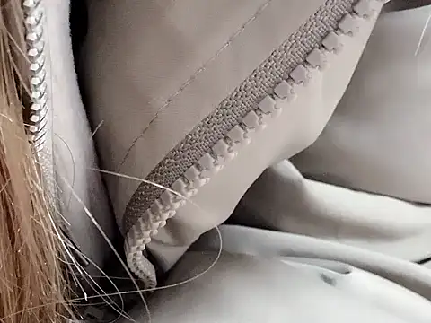 dingding-520 online show from 03/04/26, 01:08