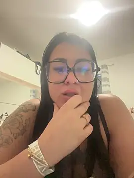 Melissa-suisse online show from 02/09/26, 04:27