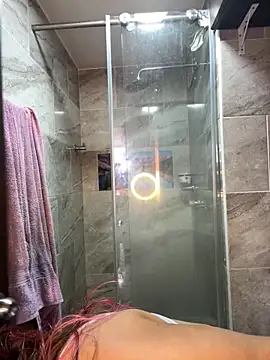 Snapshot of SOPHIIE_LUX_ chatting on 02/14/26, 07:47 SOPHIIE LUX online show from 02/14/26, 07:47