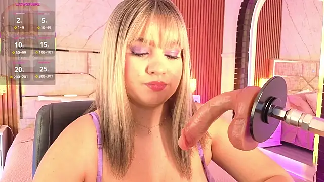 Snapshot of Liiahfontaine chatting on 06/23/26, 12:03 Liiahfontaine online show from 06/23/26, 12:03