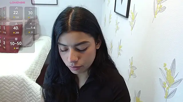 Snapshot of Laia_white chatting on 02/25/26, 11:54 Laia white online show from 02/25/26, 11:54