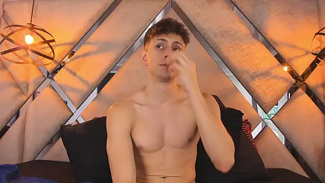 Jasper  jones online show from 03/18/26, 02:30