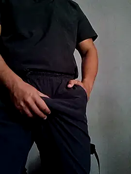 Ryzca online show from 04/10/26, 04:36