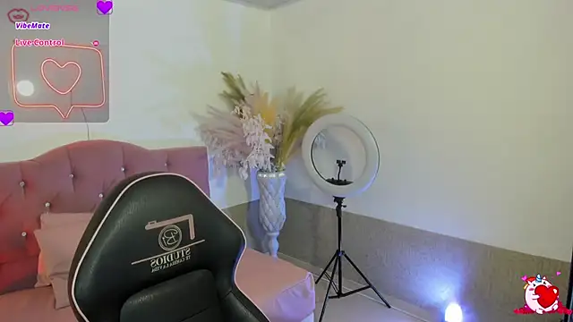 SABRIINA TAY online show from 02/05/26, 11:50