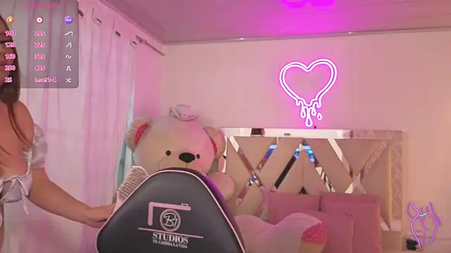 SABRIINA TAY online show from 03/02/26, 11:39