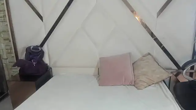 Shara Oz online show from 02/16/26, 02:54