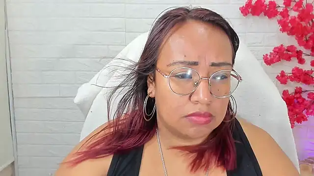 Shara Oz online show from 03/06/26, 02:39