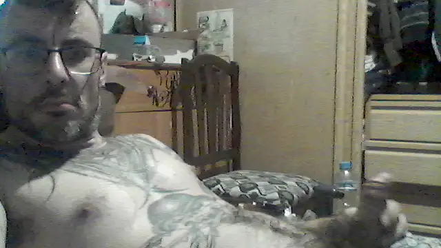 Snapshot of MrFumao chatting on 06/02/26, 04:07 MrFumao online show from 06/02/26, 04:07