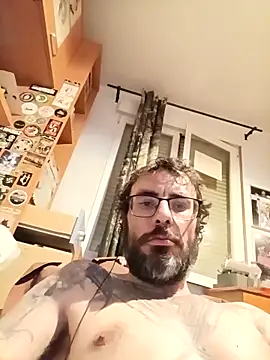 MrFumao online show from 04/29/26, 02:05