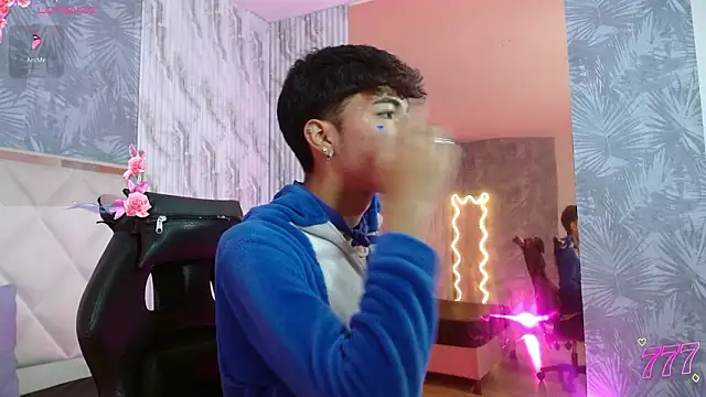 osamu tay online show from 02/15/26, 12:04