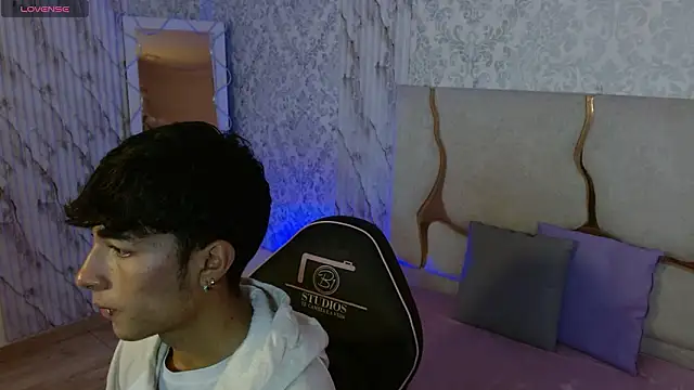 osamu tay online show from 03/29/26, 03:08