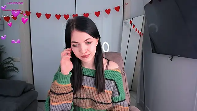 reze daisies online show from 02/26/26, 09:53