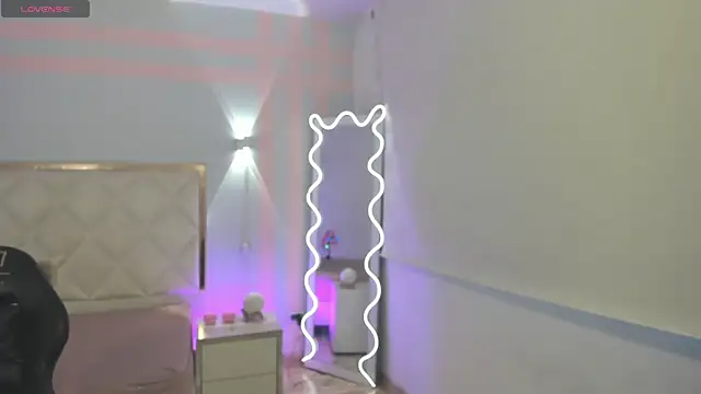 TINY TAY online show from 04/11/26, 11:25