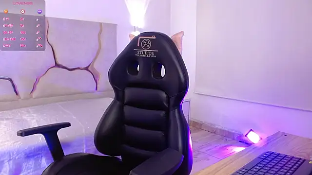 TINY TAY online show from 03/07/26, 11:49