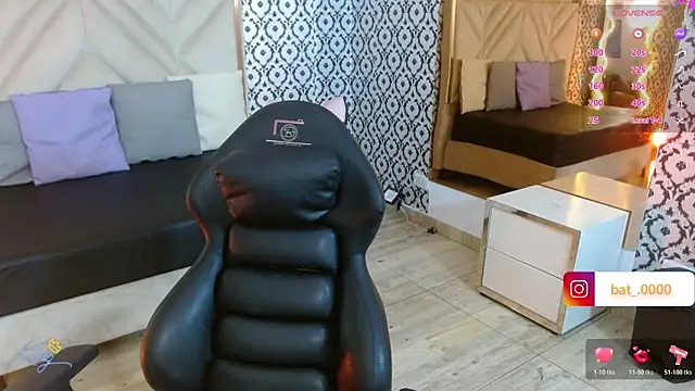 Laulin tay online show from 04/19/26, 03:29