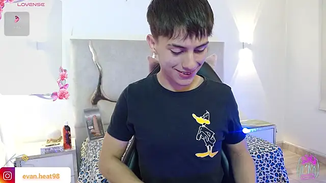 EVAN TAY online show from 02/14/26, 04:13