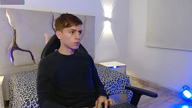 EVAN TAY online show from 03/14/26, 03:34