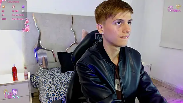 EVAN TAY online show from 03/06/26, 03:01