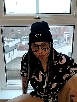 Snapshot of ThatAltGirl chatting on 02/08/26, 02:04 ThatAltGirl online show from 02/08/26, 02:04