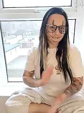 Snapshot of ThatAltGirl chatting on 02/01/26, 12:58 ThatAltGirl online show from 02/01/26, 12:58