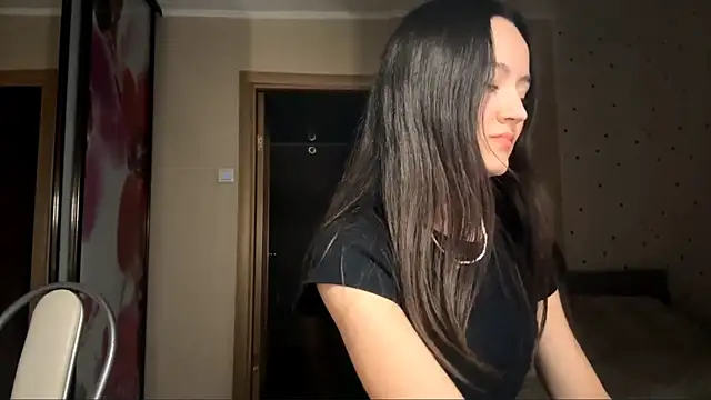 Kiaicatie online show from 02/04/26, 05:52