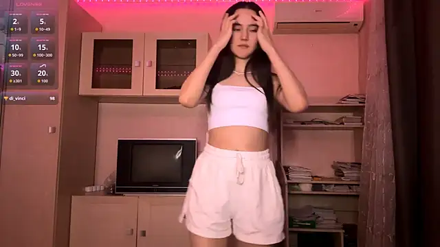 Kiaicatie online show from 04/16/26, 05:36