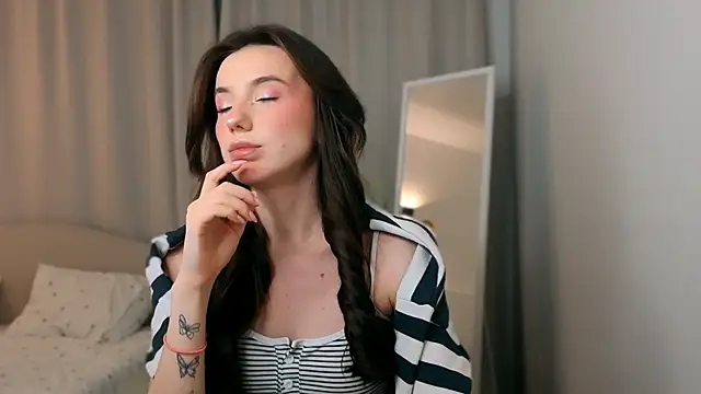 ssandralovin online show from 03/20/26, 08:21