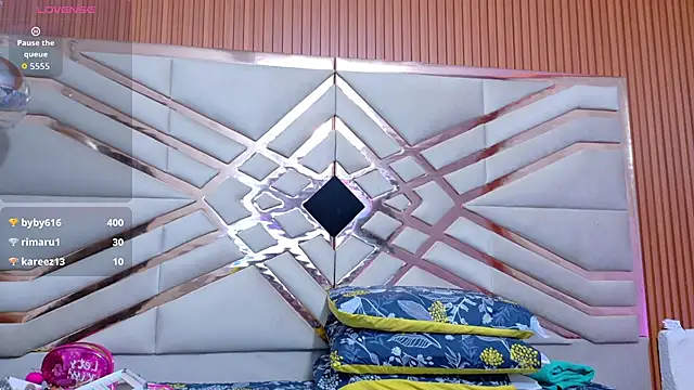 Rizantella online show from 02/18/26, 02:20