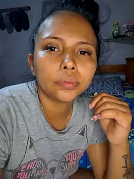 Snapshot of Daniela_Cruz_ chatting on 03/24/26, 03:01 Daniela Cruz online show from 03/24/26, 03:01