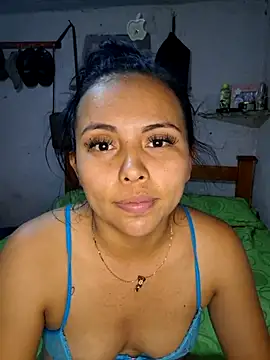 Snapshot of Daniela_Cruz_ chatting on 04/14/26, 10:15 Daniela Cruz online show from 04/14/26, 10:15