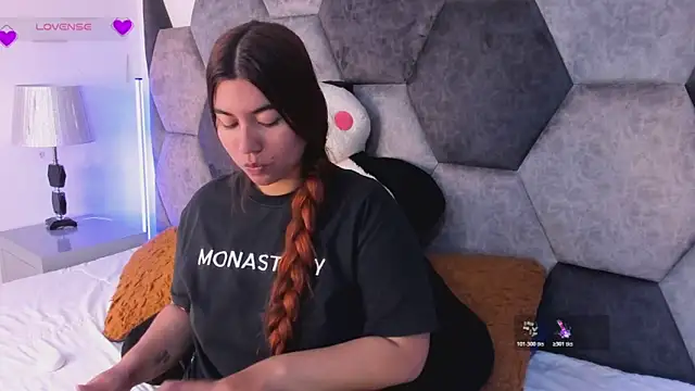 DulceJones online show from 02/26/26, 08:42