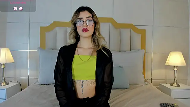 Crystal Rose   online show from 03/11/26, 11:48