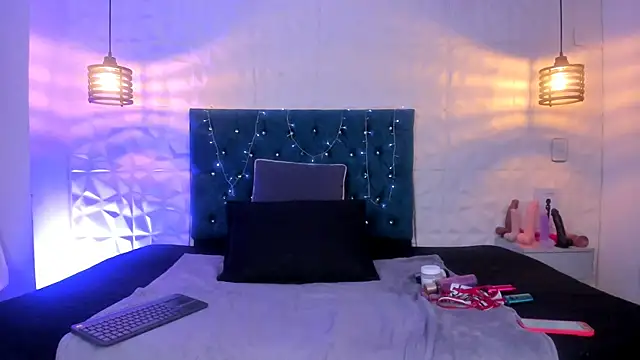 samantha foxyy online show from 04/08/26, 10:50