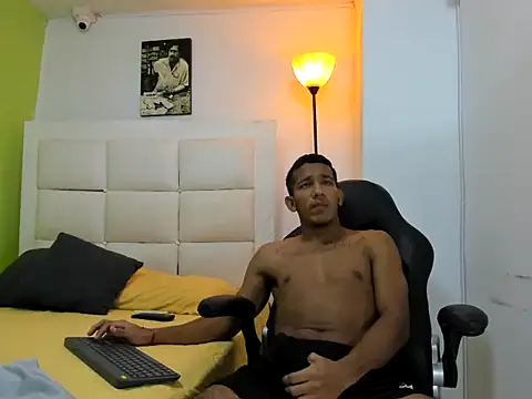 Snapshot of ricky_spensar23cm_ chatting on 02/13/26, 02:22 ricky spensar23cm online show from 02/13/26, 02:22