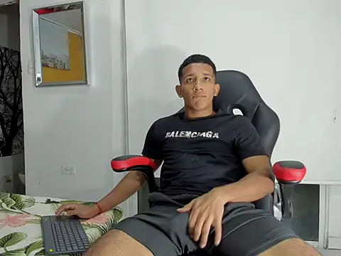 Snapshot of ricky_spensar23cm_ chatting on 02/27/26, 02:01 ricky spensar23cm online show from 02/27/26, 02:01