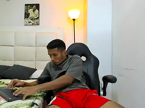 Snapshot of ricky_spensar23cm_ chatting on 02/10/26, 02:10 ricky spensar23cm online show from 02/10/26, 02:10