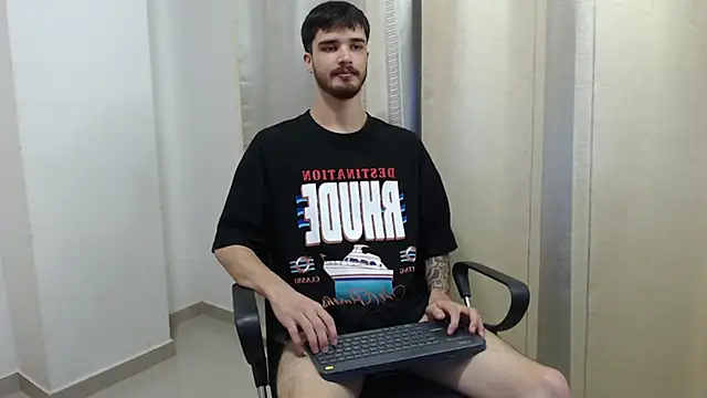 Snapshot of joseh0se chatting on 02/28/26, 12:10 joseh0se online show from 02/28/26, 12:10