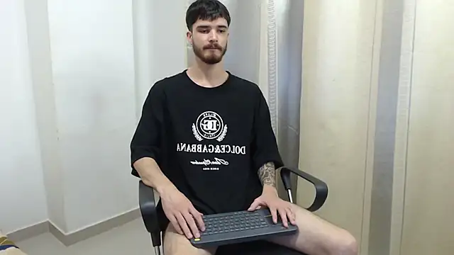 Snapshot of joseh0se chatting on 02/04/26, 02:06 joseh0se online show from 02/04/26, 02:06