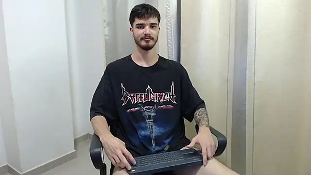 Snapshot of joseh0se chatting on 02/25/26, 12:44 joseh0se online show from 02/25/26, 12:44